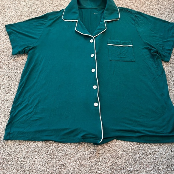 Elegant Teal Pajama Set with White Accents - Picture 2 of 7